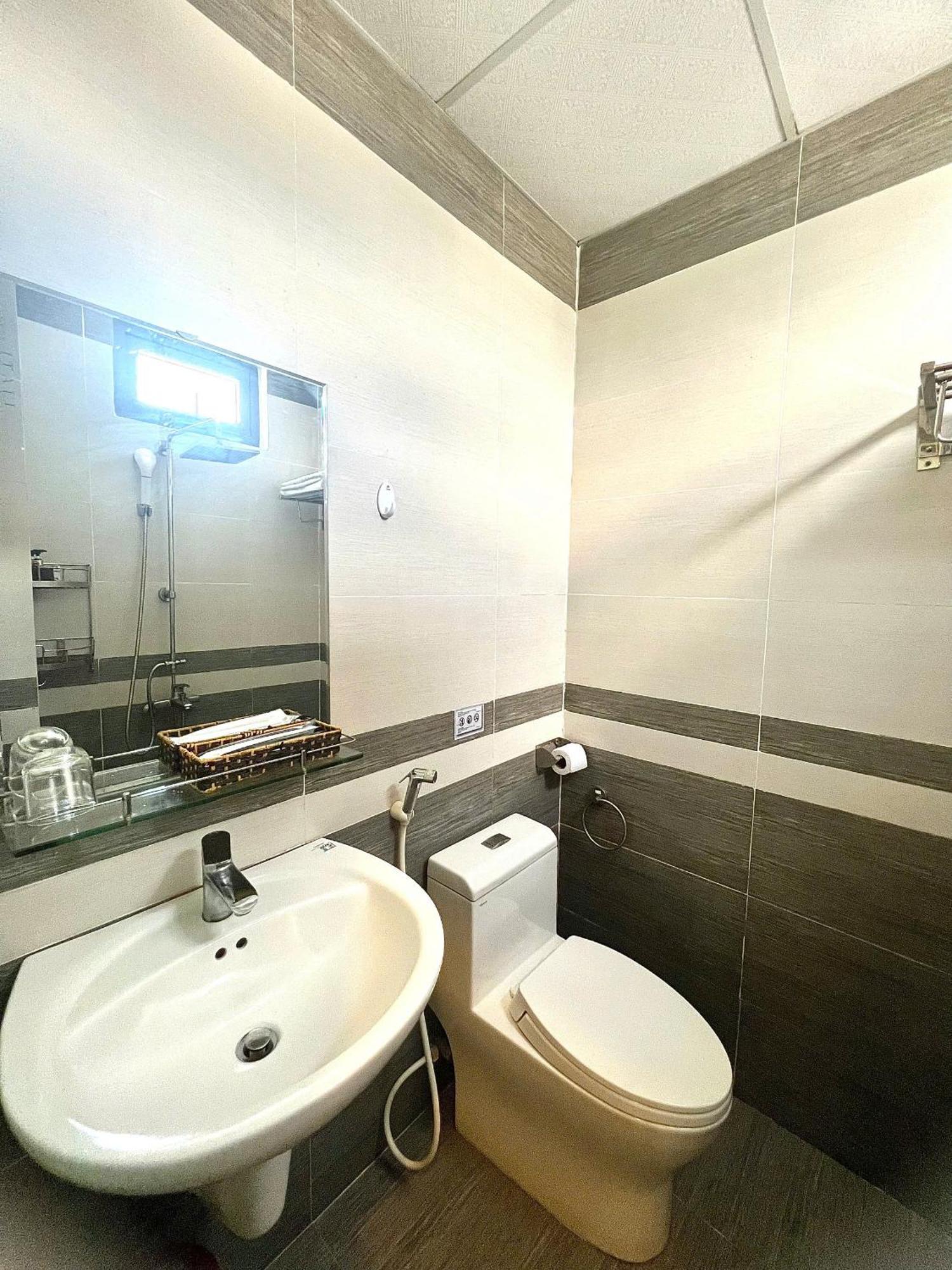 Danang Classic Hotel Bagian luar foto